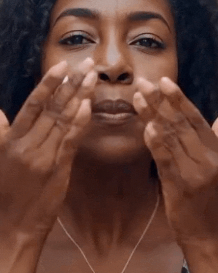 VOUEE_Salmon_DNA_for_Black_skin