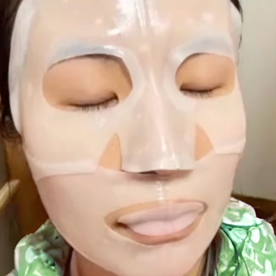 vouee hydrogel collagen mask for firm and elastic skin
